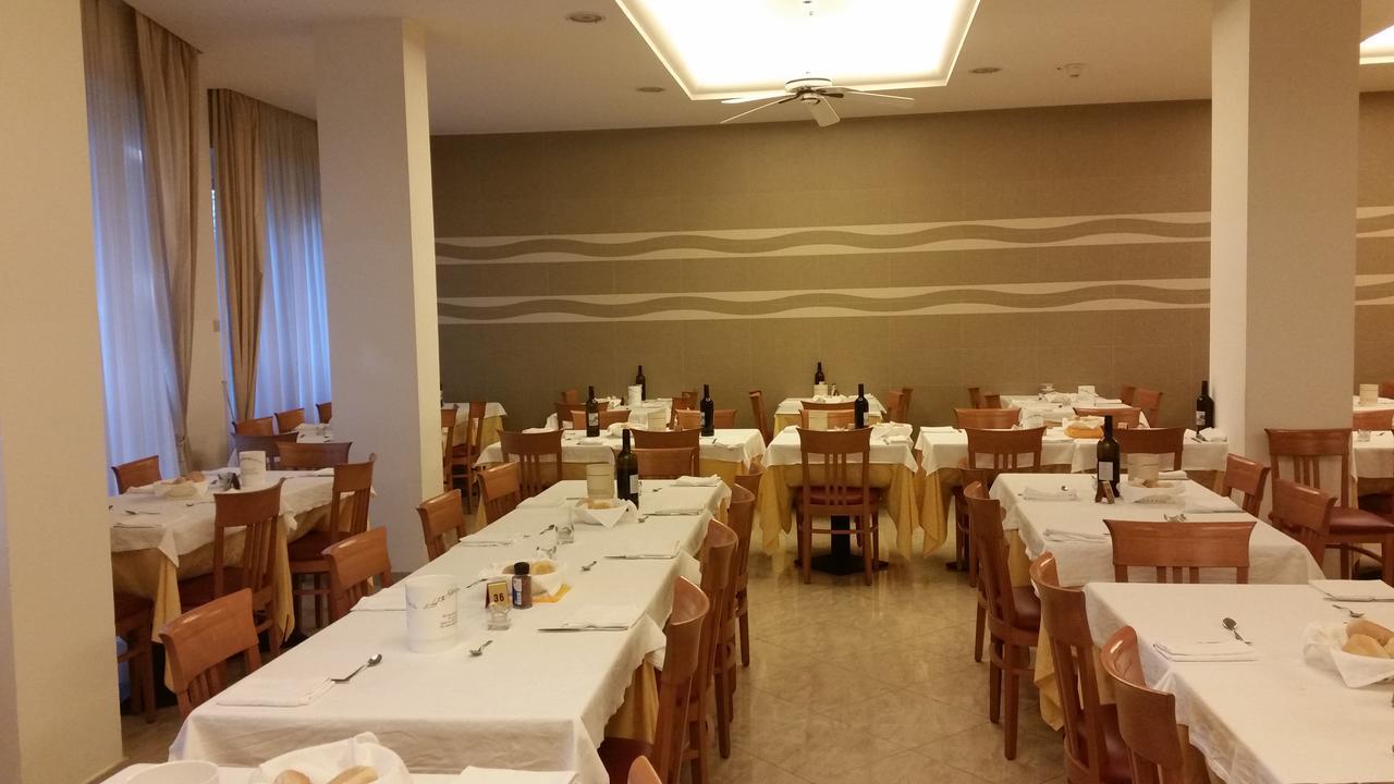 Hotel Angelus Rimini Exterior foto